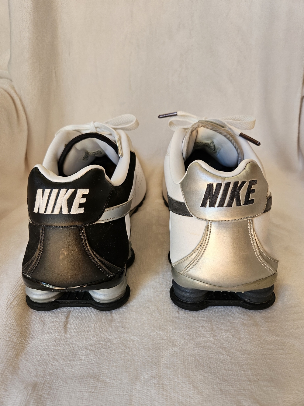 Nike Vintage Classic Men's Shox Sneakers Mix & Match Black & Silver Size 12 EUC